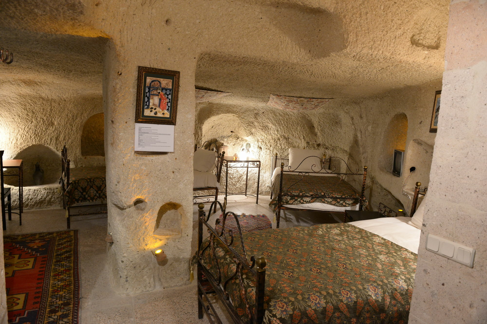 Caravanserai Cave Hotel Goreme Exterior photo